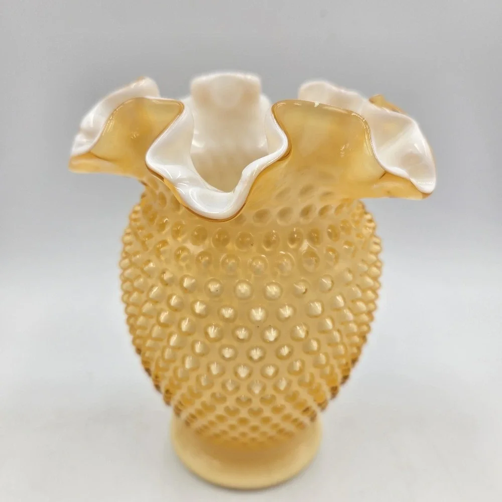 Stunning Vintage Fenton Ruffled Honey Amber Overlay English Hobnail Vase 6.25
